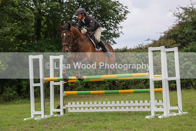 3E7A8281 - Class 7: Senior Newcomers/1.10m open