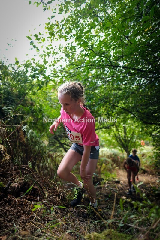 DSCF4626 - Reeth fell race age grades
