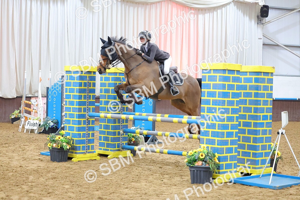 SBM_008485_Class 21 - Senior Discovery - 100m - Cart - Chloe