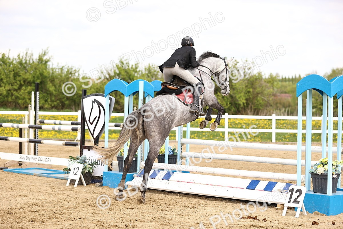 SBM_002478 - Class 11 - Senior newcomers - 1.10m