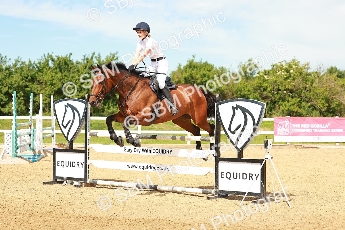 SBM_002480 - Class 4 - Senior Newcomers - 1.10m