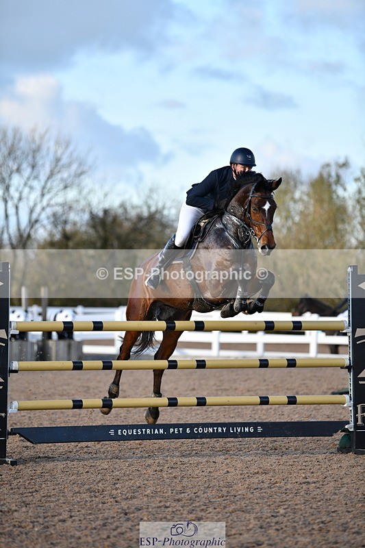 231110A-153327-01015 - Cls 7 National 1.30m Open