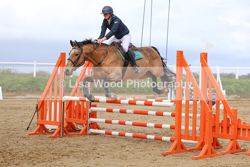 3E7A0927 - Class 4: Senior British Novice/90cm open