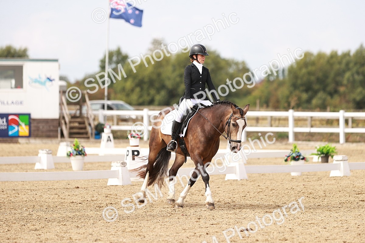 SBM_000916 - Class 1 - Prelim 5 - 10.40-11.36