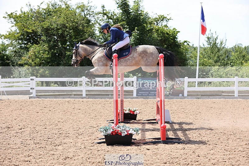 240629A-142612-06841 - Cls 19 Foxhunter and 1.10m Open