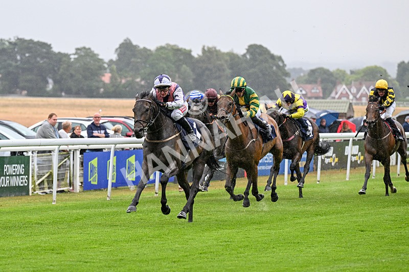 150725-Race 3-Time Tells All-0352 - Race 3