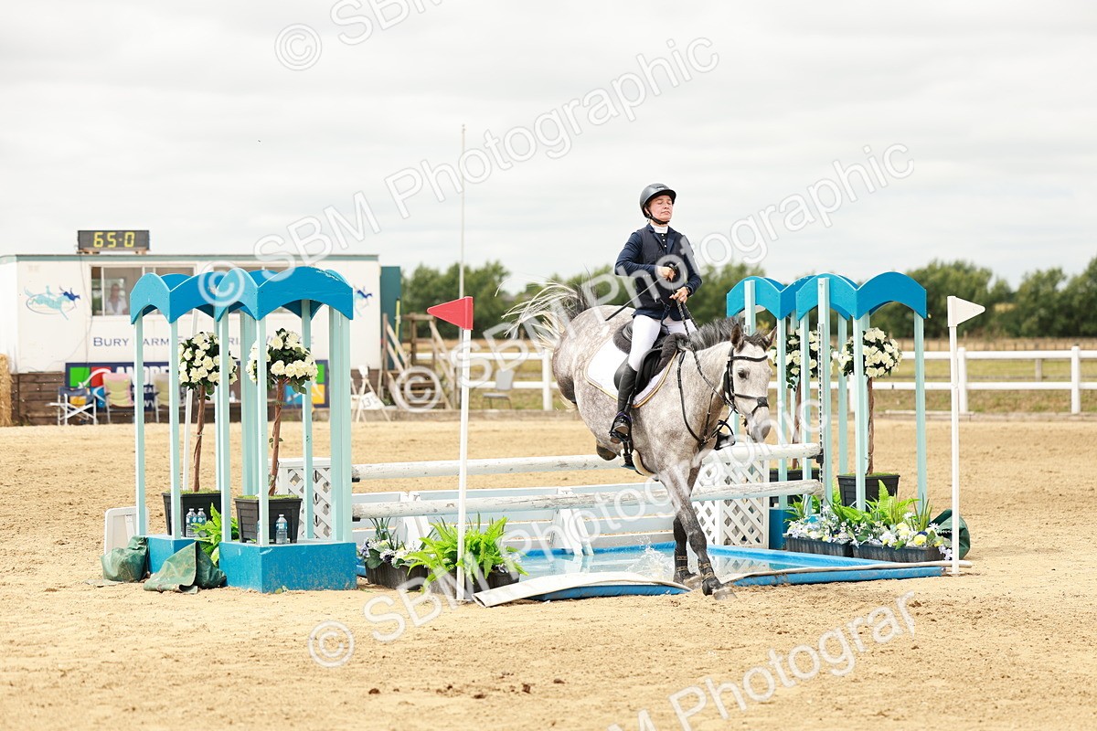 SBM_018069 - Class 21 - Senior Newcomers Championship 2d Rd