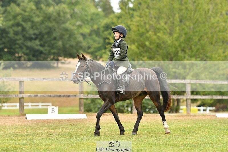 250820A-111511-04969 - 11am to 12