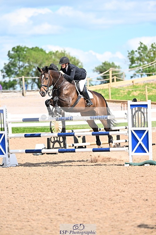 240619A-160458-01130 - Cls 5 Snr Foxhunter and 1.20m Open