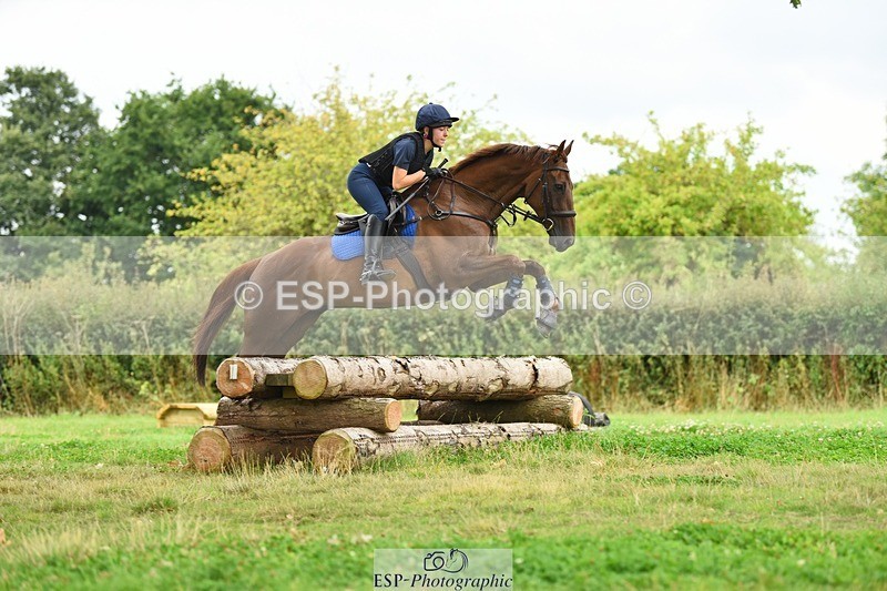 230817-130432-01970 - Kay's 1st Group - XC