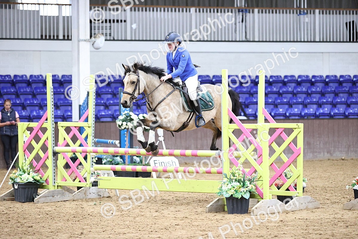 SBM_002291 - Class 11 - Pony Discovery - 90cm Open
