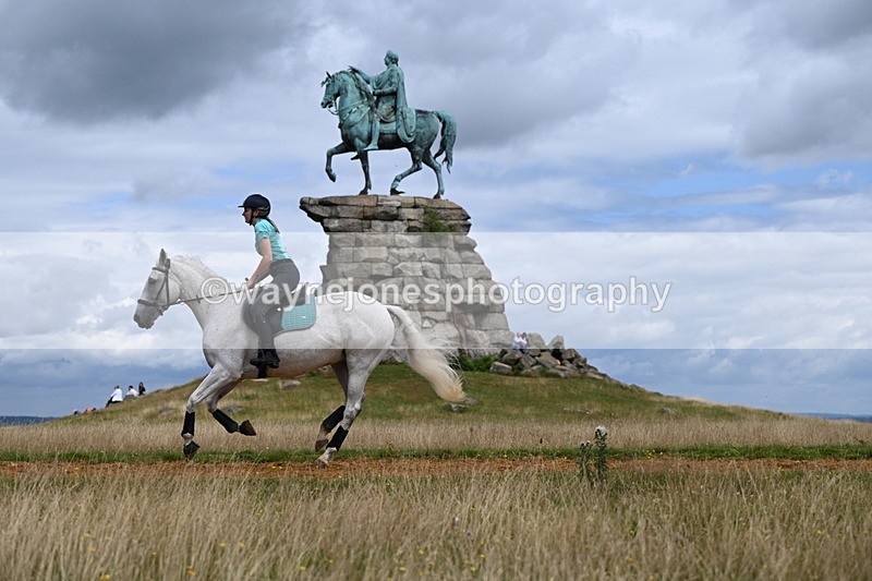 DSC_7112 - Time at Statue 12:45 to 13:15