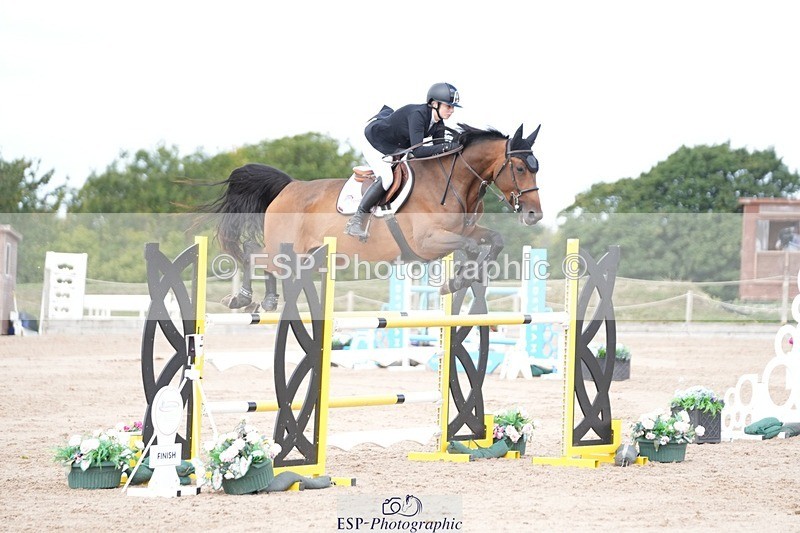 250801-112016-04899 - Cls 14 Snr Fox 1st Rnd