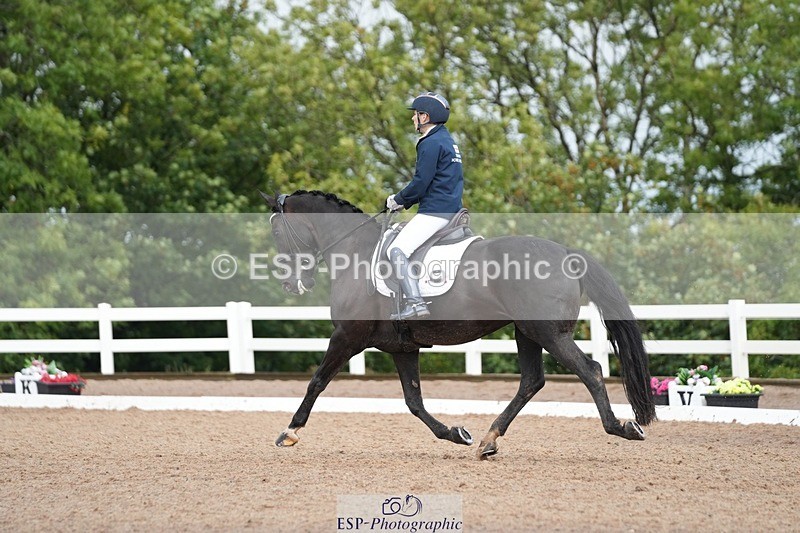 250907-105430-05927 - 039-Claire.RandallUndeclared