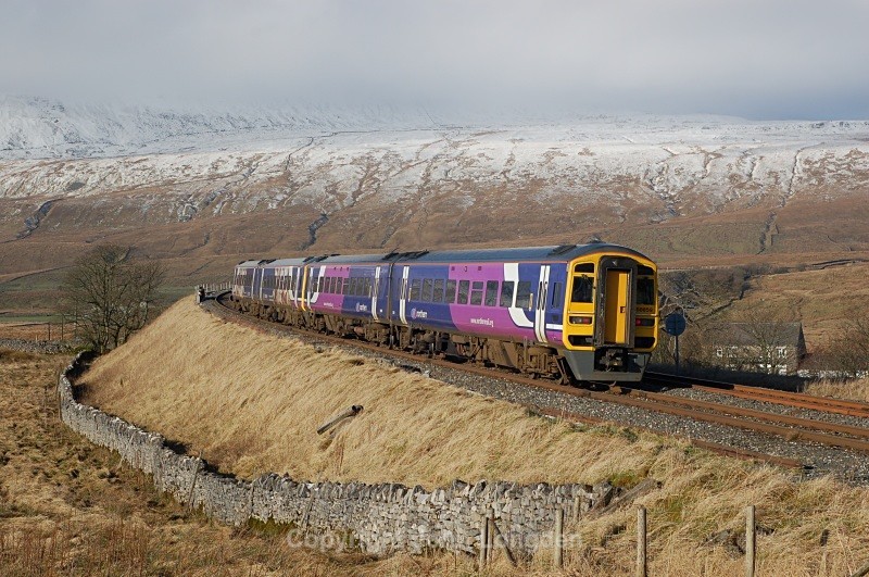 21.1.09 157790 & 158859 10.49 Leeds - Carlisle, Ribblehead - Ribblehead