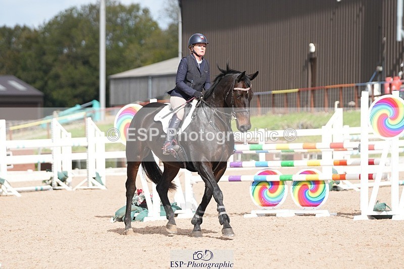 251005-132634-03535 - Cls 27 1.05m Amateur Qualifier
