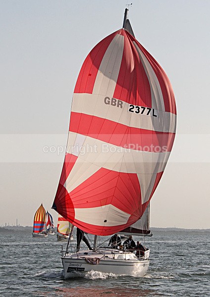 100619 TEMERITY GBR2377L IMG_3622 - ROUND THE ISLAND RACE 2010