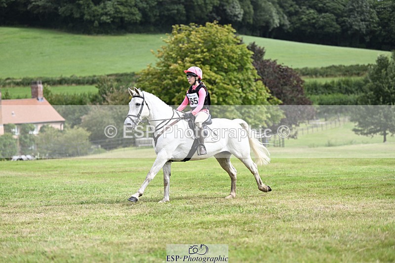 240825X-115751-32670 - 70cm XC 11.00 to 12.00