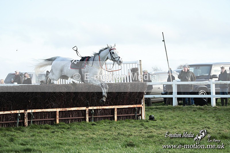 PtP 141225  1831 - New Forest Hounds PtP Larkhill 14/12/25