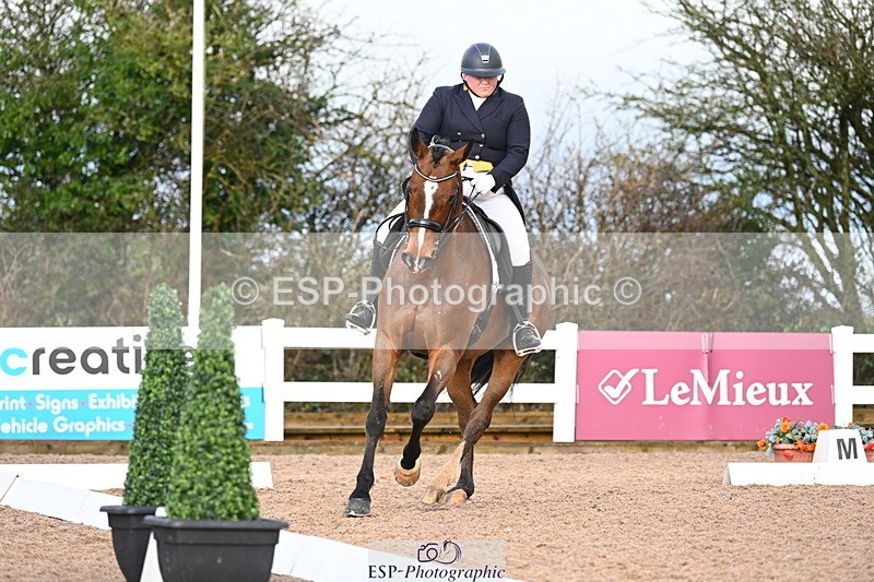 240218A-094135-05201 - 201-Emily.farleigh-Wake.up