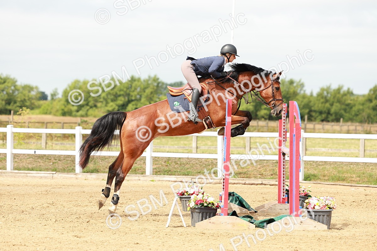 SBM_016978 - Class 20 - Senior Newcomers - 1.10m