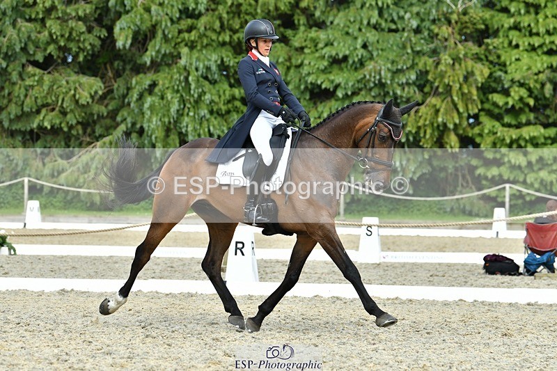 230525-165521-04838 - 438-IRISH_TRUMP-Sarah_Bullimore-DR