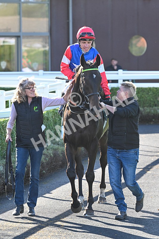 100924-Race 5-Crocodile Power-0472 - Race 5