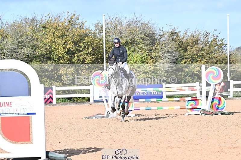 261014-112505-00187 - Cls 03 Snr Disco & 1.00m Open