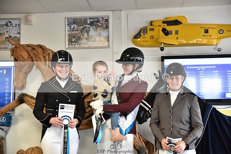 250215-153842-04527 - Medium Gold Presentations