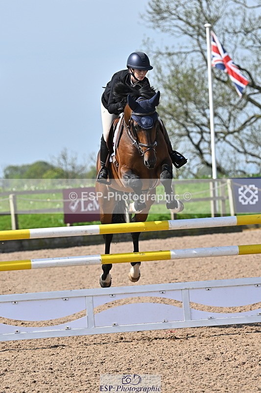 240509A-103510-00918 - Cls 8 Foxhunter