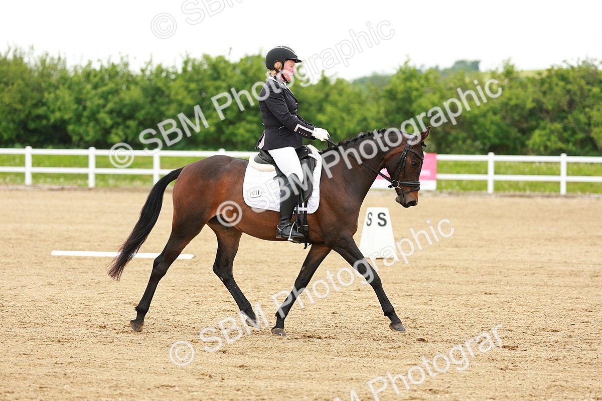 SBM_005396 - Class 16 - Novice 6