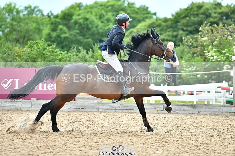 230611A-153111-06457 - Cls 28 Chard Grand Prix