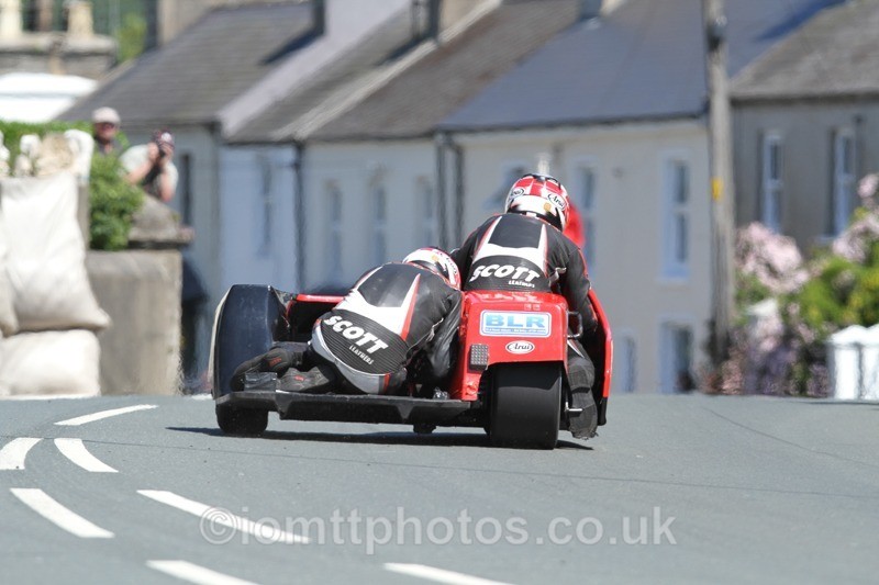 IMG_2616 - Sidecar Race 2 - TT 2013