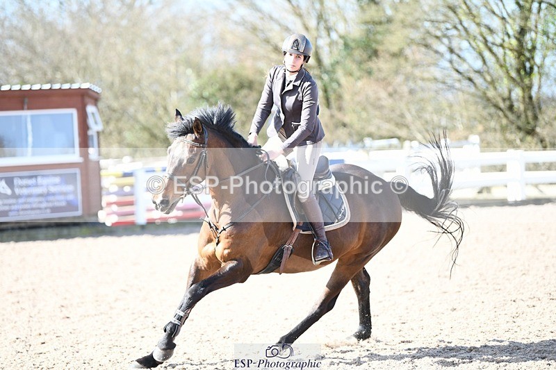 250330-103406-06168 - Cls 32 British Novice and 90cm
