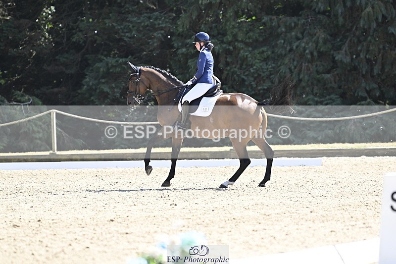 250810A-150251-07875 - 101-Olivia.LuscombeEternal.Kiss