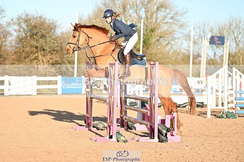 241208-095040-01539 - Cls 18 Bliss of London Novice Champ Q