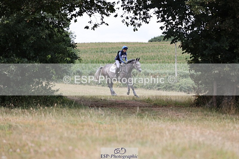 250802A-132129-04328 - A-038-Maisy.Miller-HEADDON.SWAN.SONG