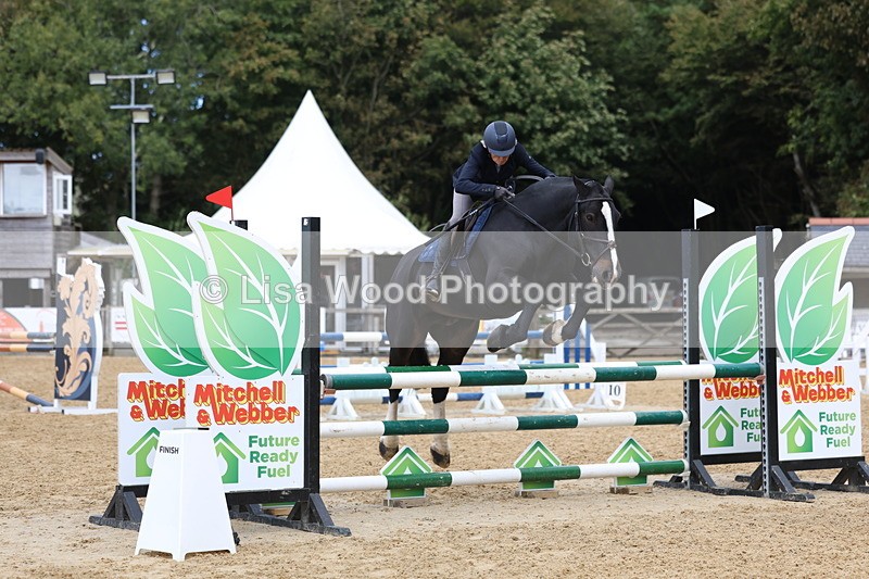 3E7A9613 - Class 10: Senior 95cm open