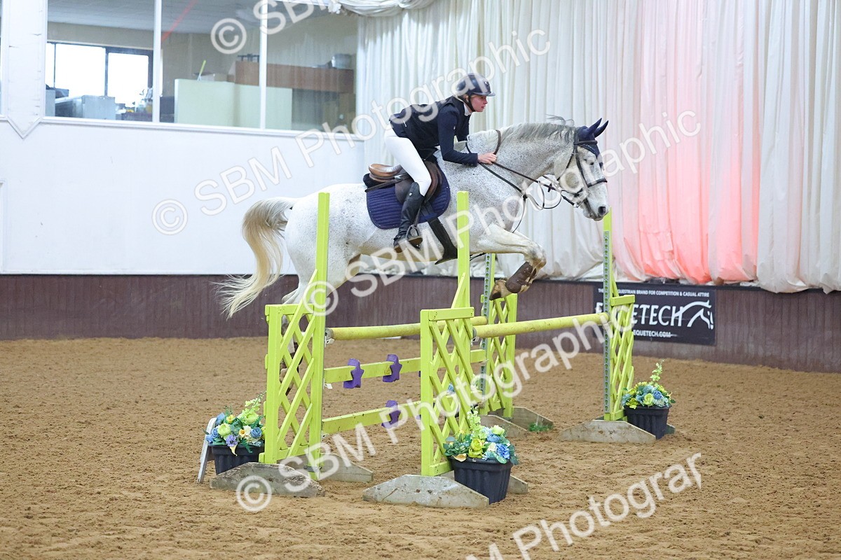 SBM_008742 - Class 22  - Senior Newcomers/ 1.10m Open - First Round (1.10m)