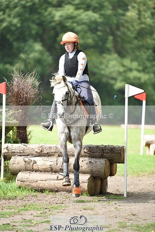 230817-135332-02090 - Kay's 1st Group - XC