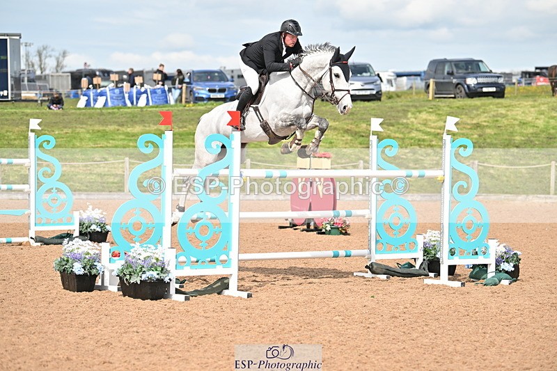 240418A-144548-04525 - Cls 9, 2 Star Big Tour 1.40m