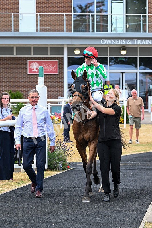 070826-Race 5-Master Vintner-2037 - Race 5 16.10pm William Hill, Market Place, Thirsk Handicap