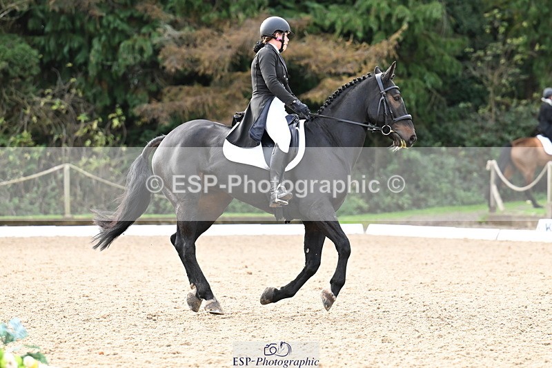 251023A-111914-01698 - B-136-Sophie.Jackson