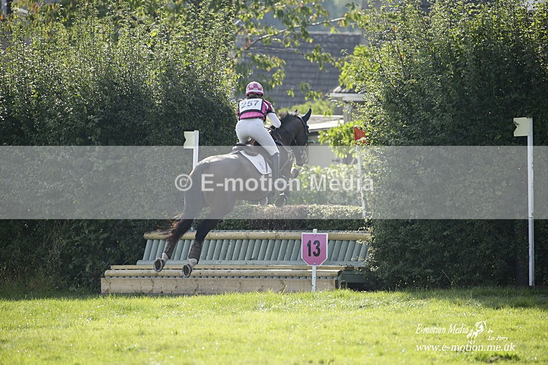  WWHT 171021 3941 - Open (1.00m)  17/10/21