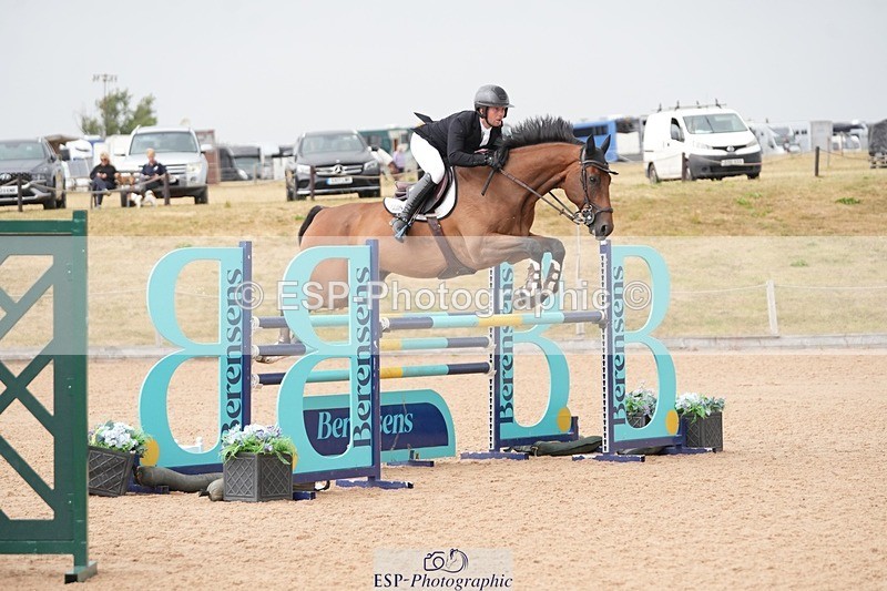 260730-121124-01897 - Cls 2 Foxhunter