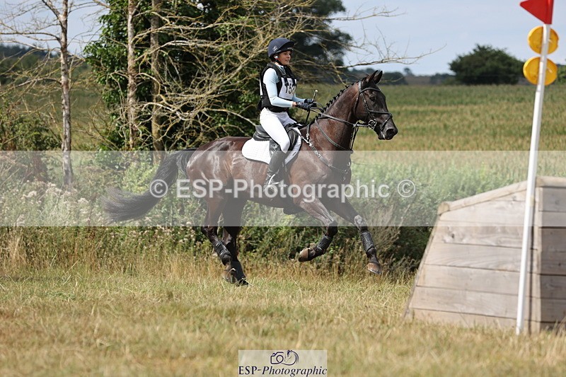 250802A-145018-05141 - D-158-Emilie.Kirkwood-EXCLUSIVE.ECLIPSE