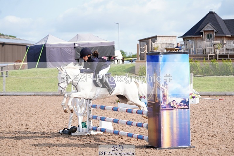 250608-090624-01681 - Cls 2 Pony Intro 70cm