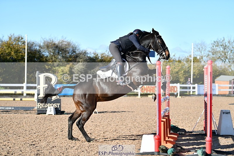 231110A-125256-00470 - Cls 4 Snr 1.05m Open