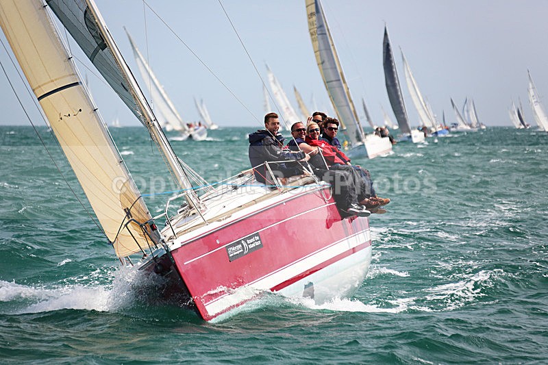 150627 2701R WT7A8664_I - ROUND THE ISLAND RACE - SATURDAY 27th JUNE 2015