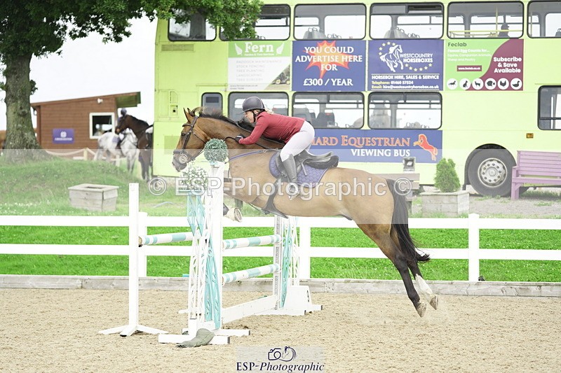 230728A-145546-02525 - Cls 11 1.05m Amateur Quali